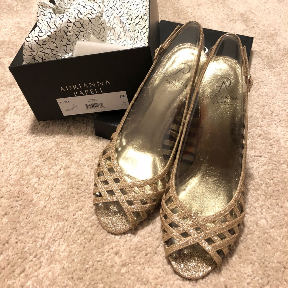 New - Adrianna Papell Flora Shoes